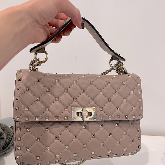 Valentino Garavani Rockstud Spike Medium Quilted Top-Handle bag - Picture 2 of 8